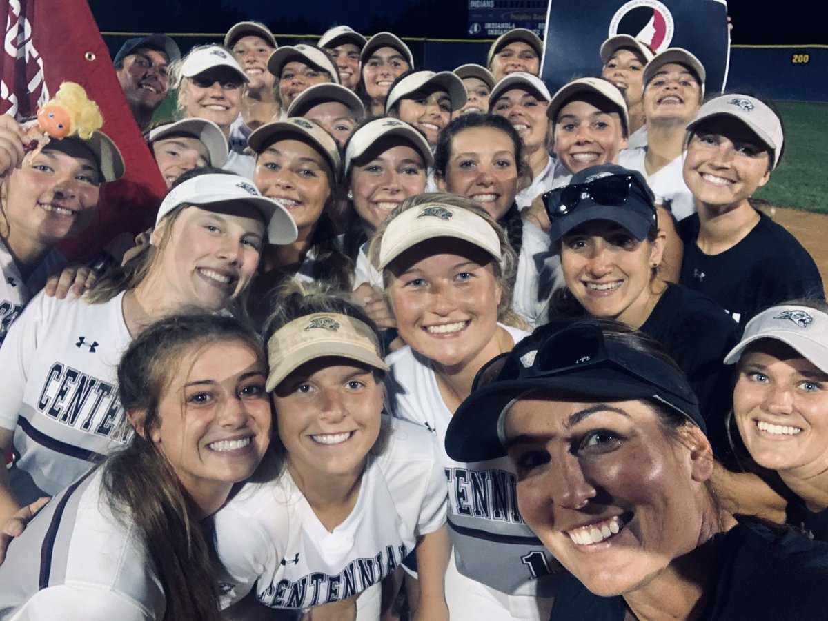 ACHSJagSB's tweet photo. Good morning! Here’s a state bound selfie to start your day. Have a great day! 📸🤩🐾 https://t.co/VfC6uYCQYZ