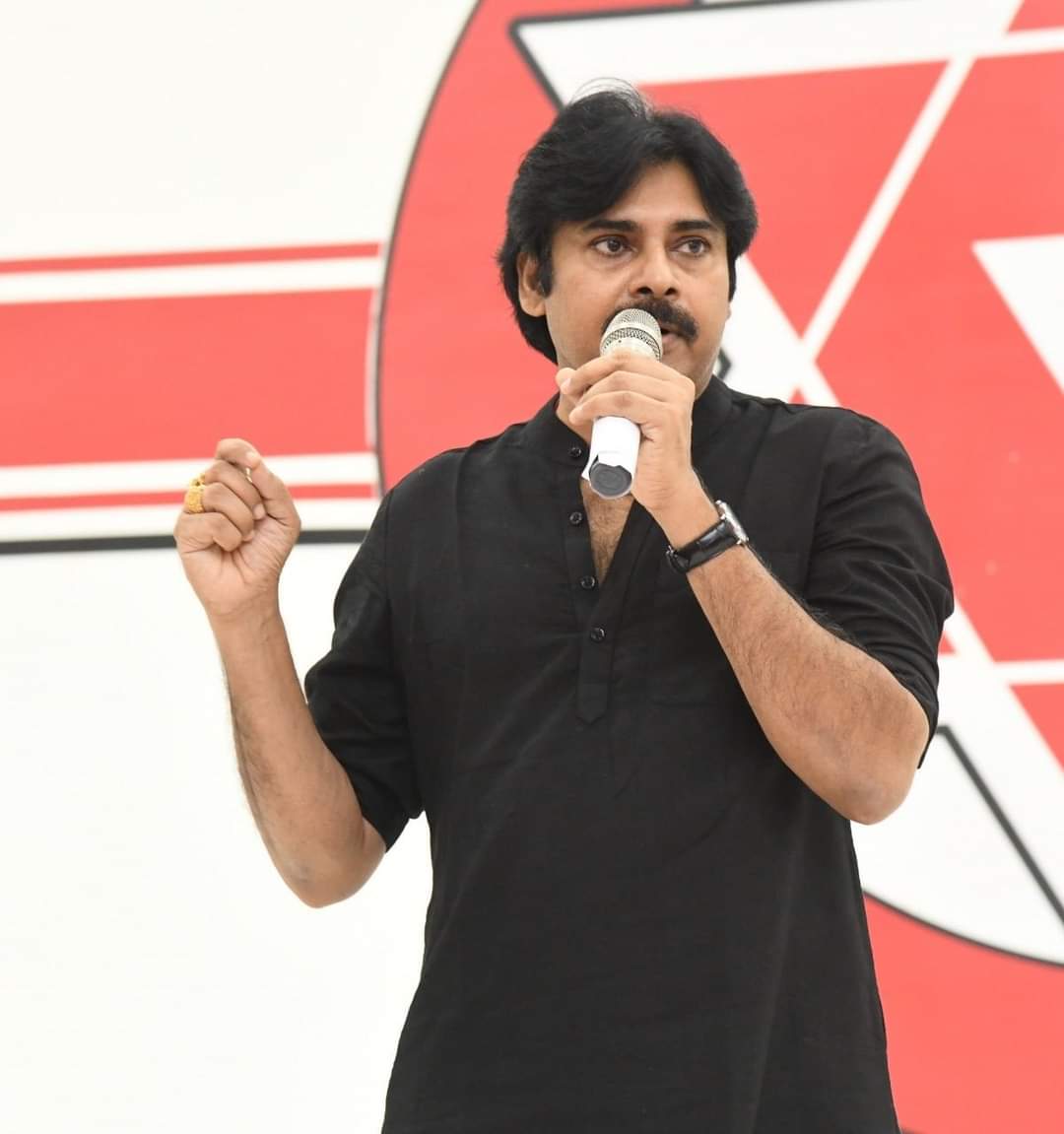 Visual_Varuns's tweet photo. #AdvanceHBDJanaSenani https://t.co/Sd8iiMOHVI