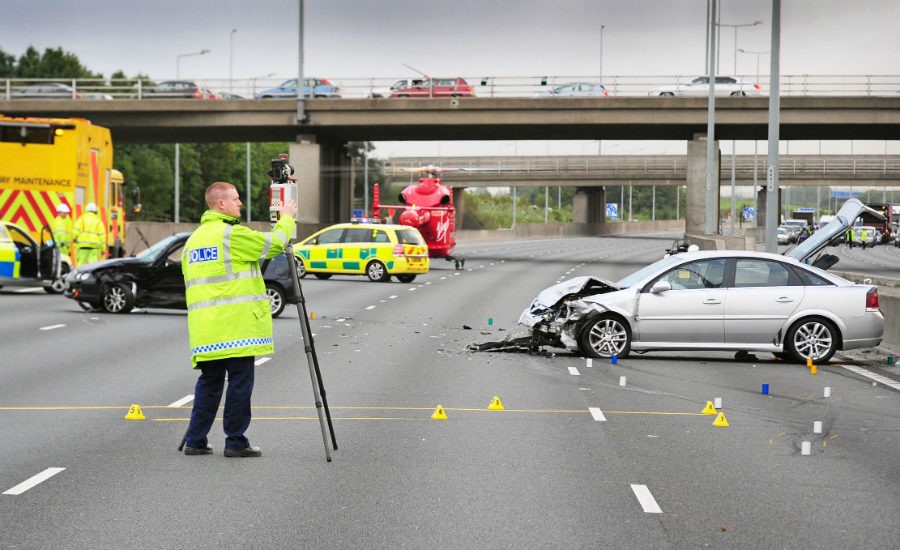#TrueCrime...but make it surveyor!  
#Forensic surveyors collect and analyze the data used as evidence during court cases. They testify in lawsuits regarding automobile accidents, industrial accidents, boundary disputes, and crime scenes. #SummerofSurveying