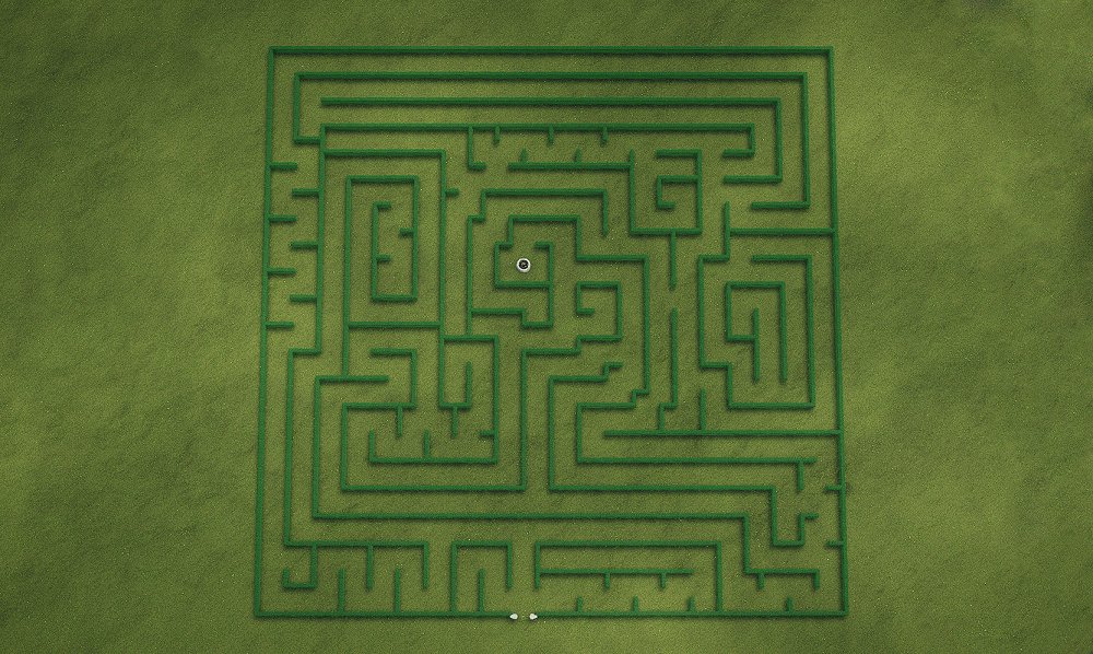 DistantKingdoms's tweet image. We're loving all the creative landscaping designs which have been created using the stone &amp;amp; hedge walls from our recent update! 

Reckon you've got what it takes to build a bigger maze? We'd love to see! bit.ly/DKSteam

#EarlyAccess | #GameUpdate | #IndieGame | #Steam