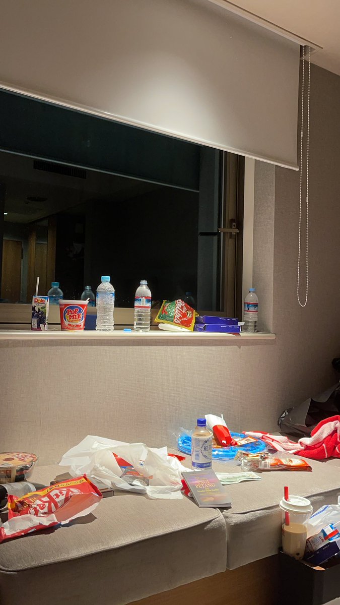 Pemandnagan Kamar sudah tidak berbentuk 🙈