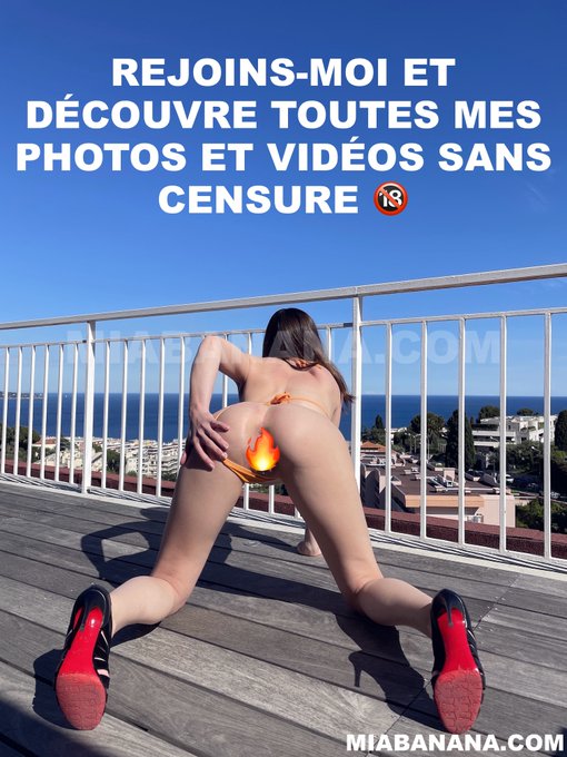 Toujours &agrave; quatre pattes comme une.... ? 😈🍑🍆  Retrouve toutes mes photos et vid&eacute;os sans censure sur ➡️