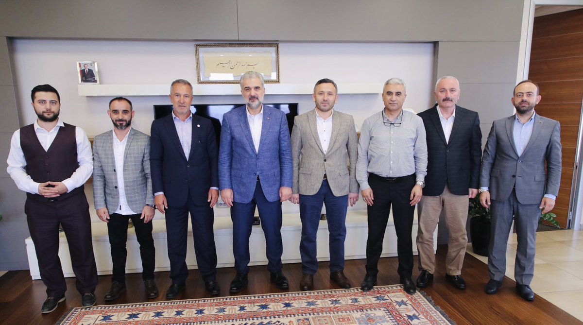 Sinop İli ve İlçeleri Kültür ve Yardımlaşma Derneği <a href="/SiyadMerkez/">SİYAD</a> Başkanı Sn <a href="/adnanceliker1/">adnanceliker</a> ve Yönetim Kurulu Üyelerini ağırladık. 
Nazik ziyaretleri için hemşehrilerime teşekkür ediyorum. 
<a href="/akpartiistanbul/">AK Parti İstanbul</a> #AKİSTSTHİB