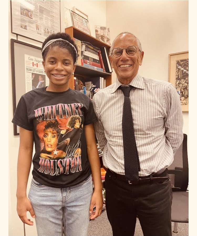 carolynryan's tweet image. Yesterday 2 New Orleans greats met in person - in ⁦@nytimes⁩ newsroom. Spelling bee champ Zaila Avant-garde and NYT executive editor Dean Baquet.