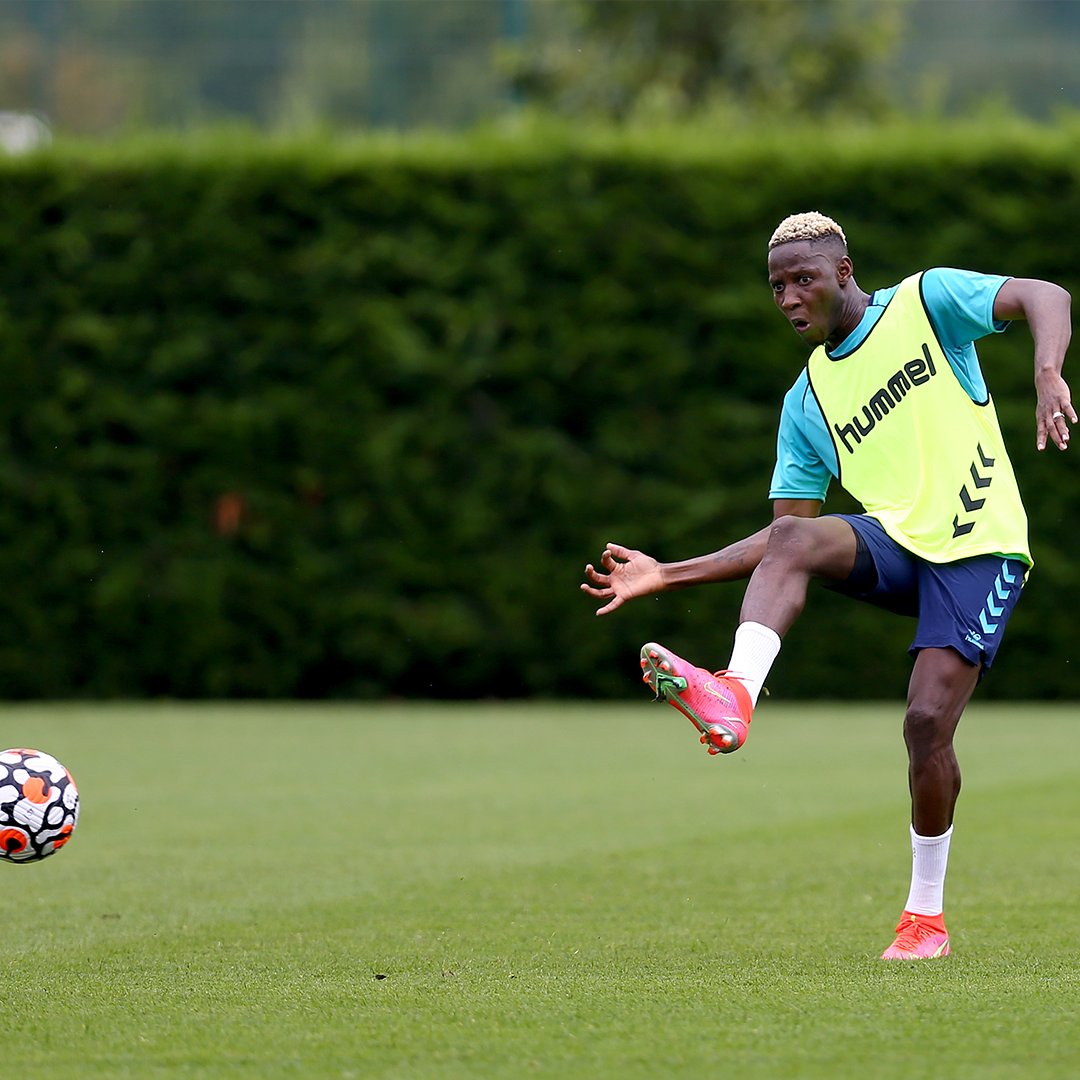 Welcome back, <a href="/MoussaDjenepo2/">Moussa Djenepo</a>! 😇

The #SaintsFC winger has begun pre-season training following international duty 🇲🇱