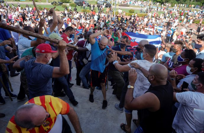 staugustineott's tweet photo. People in Cuba are both “starving for bread” and “starving for freedom.”  Power of prayer need for the troubled people of Cuba; along with Haiti.  Lord have mercy #prayers #staugustineottawa https://t.co/3pkhmOchRZ