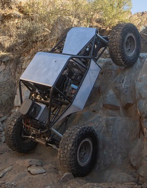Bullet8's tweet photo. A couple of @brownandmiller ProGold hoses last night for 360_Racing Justin Keilman. #WhereMyHoesAt? #werocklive #trailbreaker #trailhero #rockcrawler DM me for your fresh high performance plumbing in the Southwest! https://t.co/KiLAAdPasw