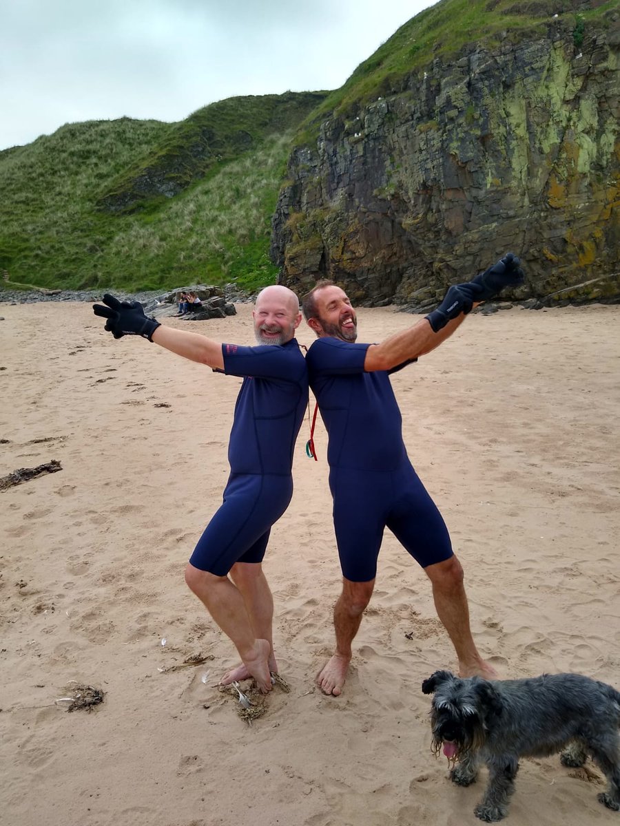 Dringt's tweet photo. #swimming #beach #aberdeenshire #collieston #hackleybay #fun #charliesangels #pose #sunshine #dogs had a cracking weekend with pals @mattylockers https://t.co/RS43eppCqC