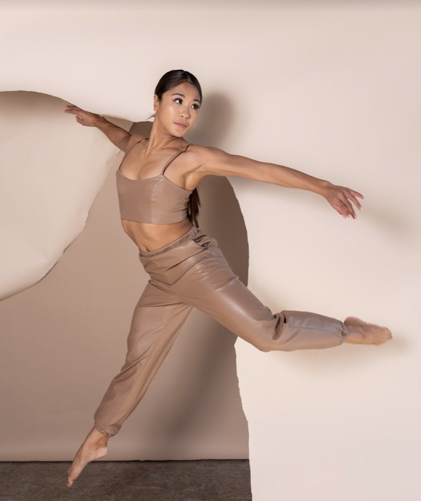 MashUp Contemporary tweet media