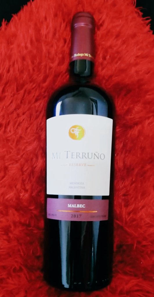 Ya pensaste que regalar para el #DiaDelAmigo???
3 opciones de la bodega Mi Terruño.

Mi Terruño Malbec Reserva 2017
Mi Terruño Expresión Cabernet Franc 2018
Mi Terruño Uvas (Torrontés dulce o malbec)

#vino #argentinewine #vinoargentino #winelovers #winemarket #vinodulce #malbec