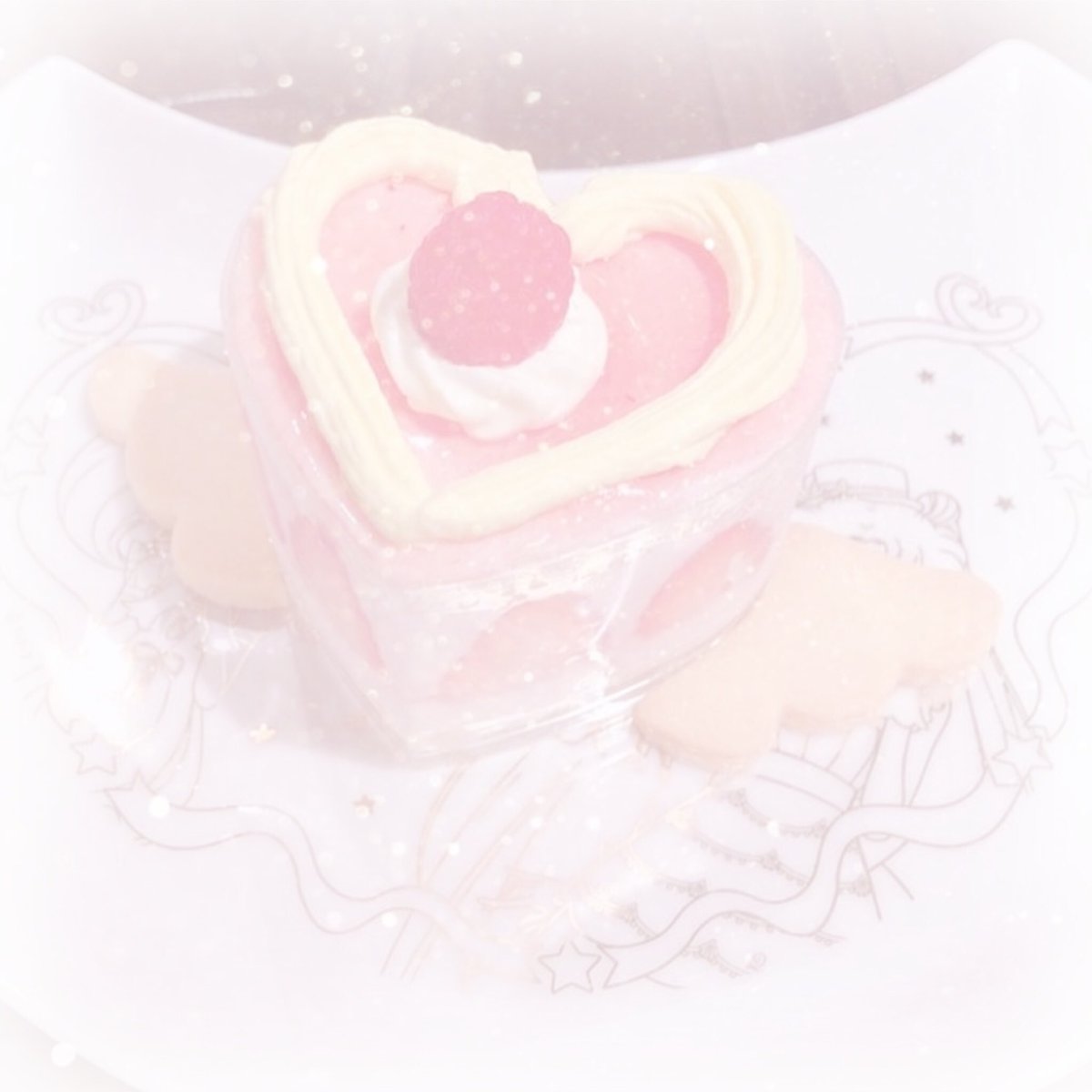 𓈒 ♡  0 7  :  1 4  ♡ 𓈒  ก็อก  יִ  ก๊อก  יִ  มีของมาส่ง

ᱸ ◌ *    (o´・ ‧̮ ・)っ🎂    * ◌ ᱸ

สุขสันต์วันเกิดนะคะจุ๊บขา  יִ  ขอบคุณที่เกิดมาส่งต่อความรู้สึกดีๆให้พี่บูนะคะ  พี่บูขอให้จุ๊บขาเจอแต่คนน่ารัก  ล้อมรอบด้วยคนแสนดี  และมีความสุขทุกครั้งที่เติบโตนะคะ  🤍 🤍 🤍  . 𓂂