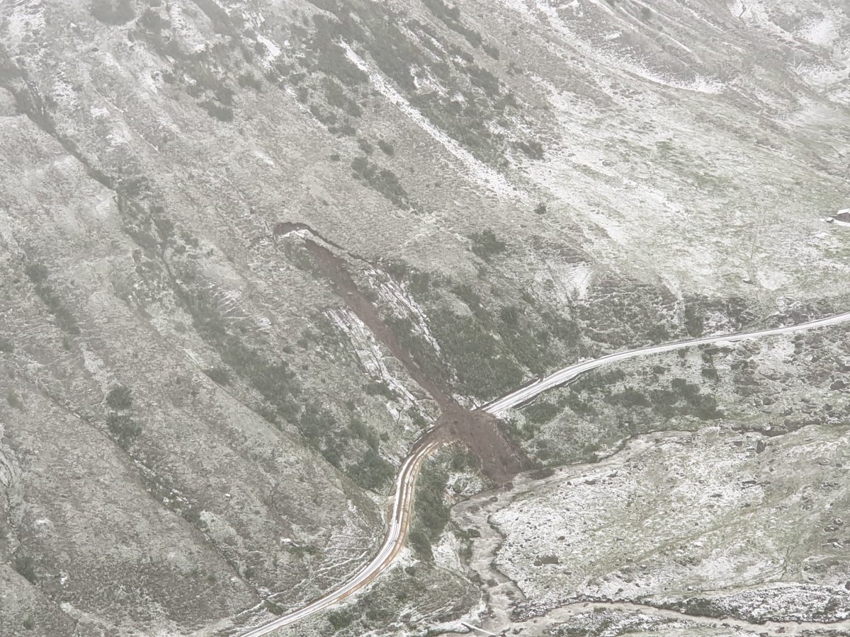 dfb_ch's tweet photo. Update Unwetter:
Die DFB-Strecke wurde an zwei Stellen durch Schlammlawinen unterbrochen
Die Dampfbahn Furka Bergstrecke AG stellt den Betrieb auf der ganzen Strecke bis und mit Sonntag, 18. Juli 2021 ein
Zur Medienmitteilung:
https://t.co/mZ7fB9LGPe https://t.co/BmjAFb4I4Q