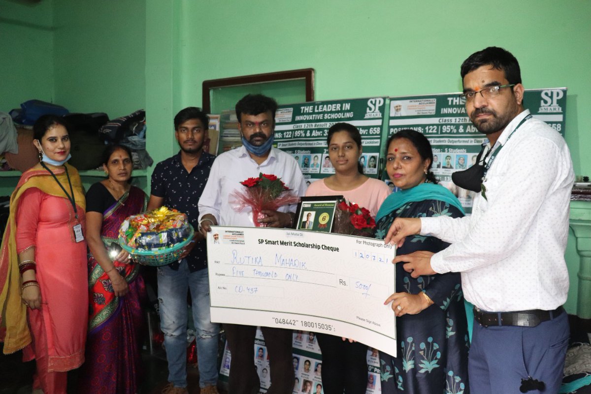 spsmartschools's tweet photo. Day 2: SP Smart Schools felicitate their Position Holder students of Class 12th. 
Team of SP Smart Schools went to homes of students taking all precautions and following COVID SoPs and awarded students for their success in the Class 12th.
#spsmartschools 
#class12thresult https://t.co/EPBjV3wnsQ