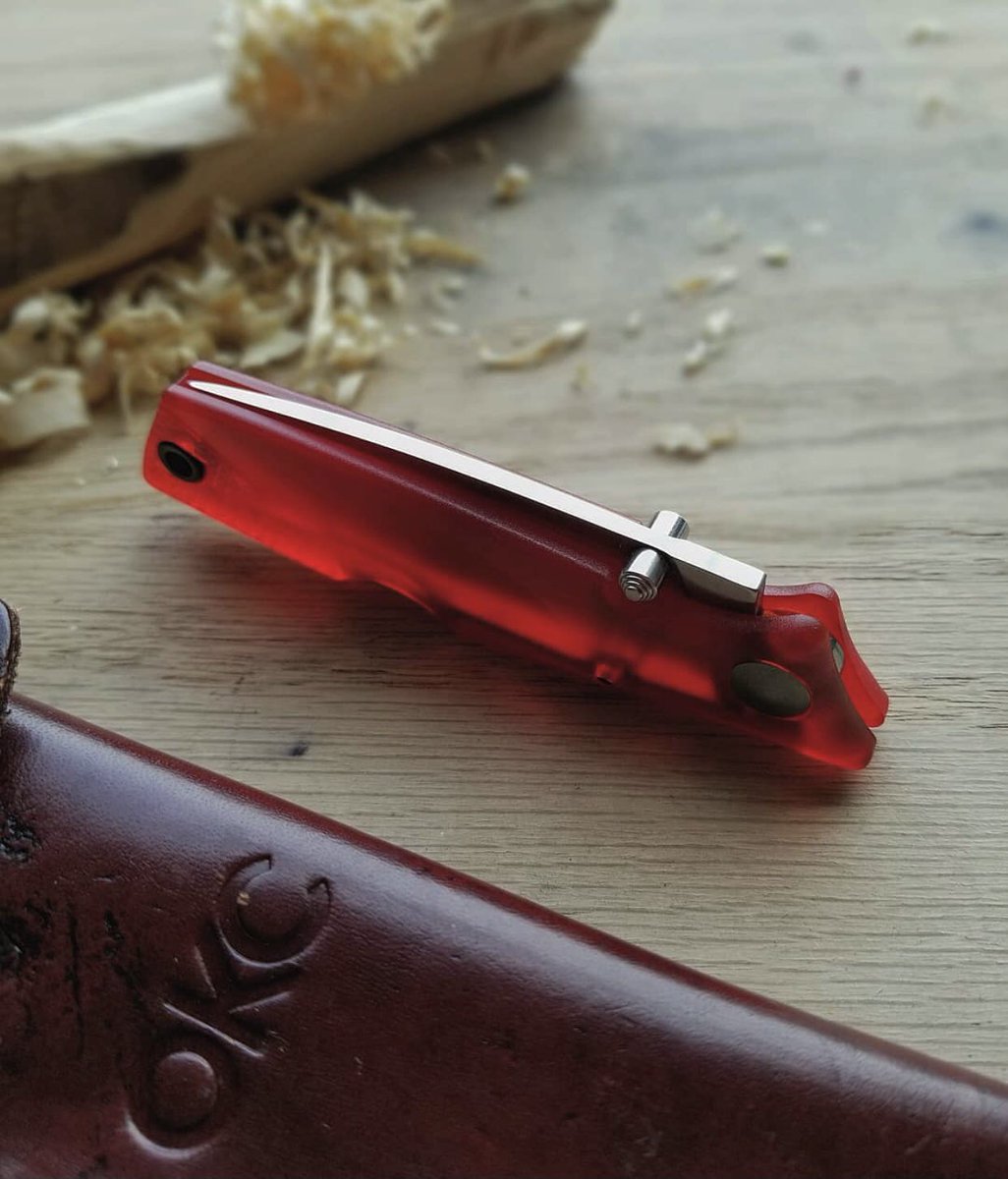 OntarioKnife's tweet photo. #WraithICEseries with the #Fire! Light weight, razor sharp and strong lock back system add up to be a clear #edc competitor! 👌🏽🔪 🧊 🔥 
https://t.co/2fOeH4kKf4 
#ontarioknifecompany #ontarioknifeco #ontarioknives #ontarioknife #OKC1889 #pocketknife #foldingknife #knife #blade https://t.co/Gj8Ds8uhb3