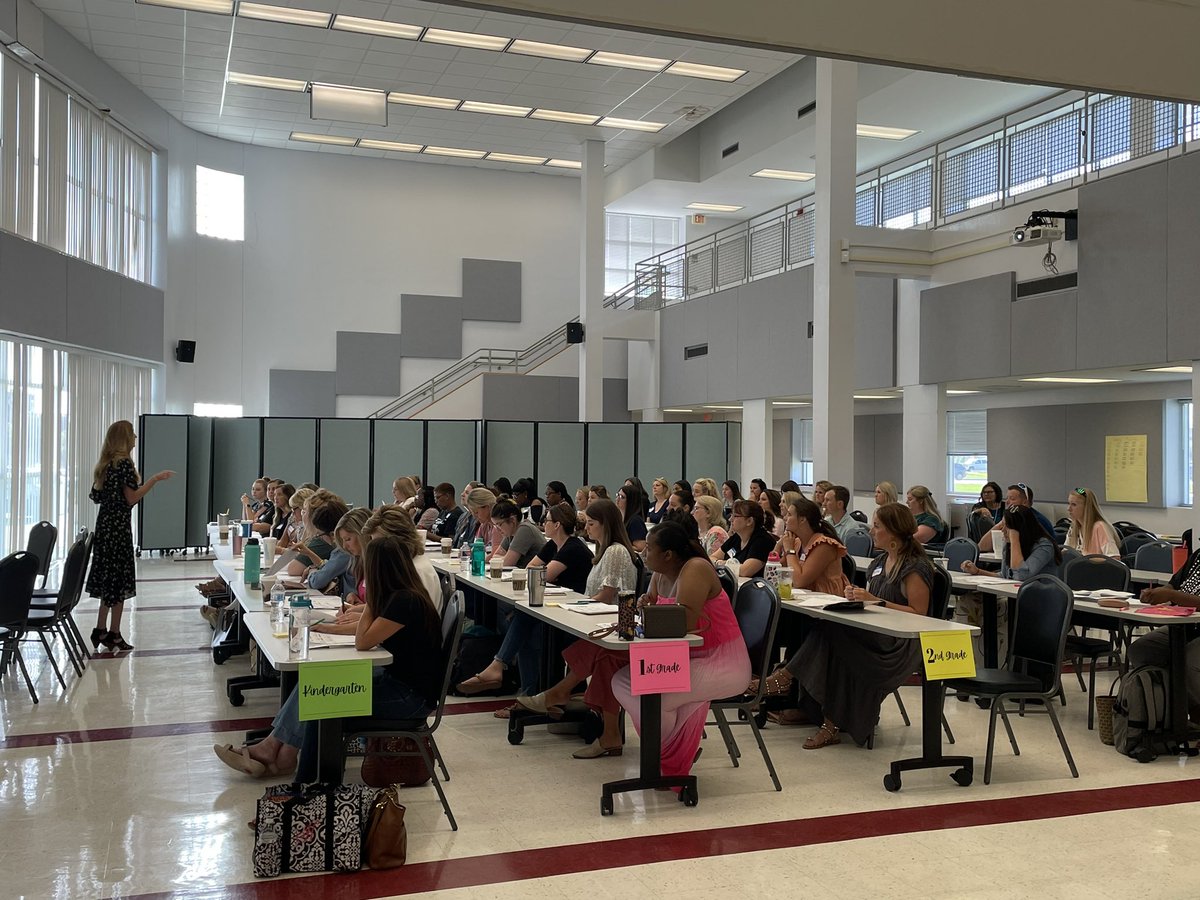 KimmieSmith71's tweet photo. Great morning of PD with @Bossier_Schools Kindergarten, 1st and 2nd grade teachers! Weβre diving deep into the literacy block with @AmericanReading! Kudos to these amazing educators that are champions for early literacy! #loveliteracylearning #louisianaliteracy #readingrevival https://t.co/NqwJfPEkEI