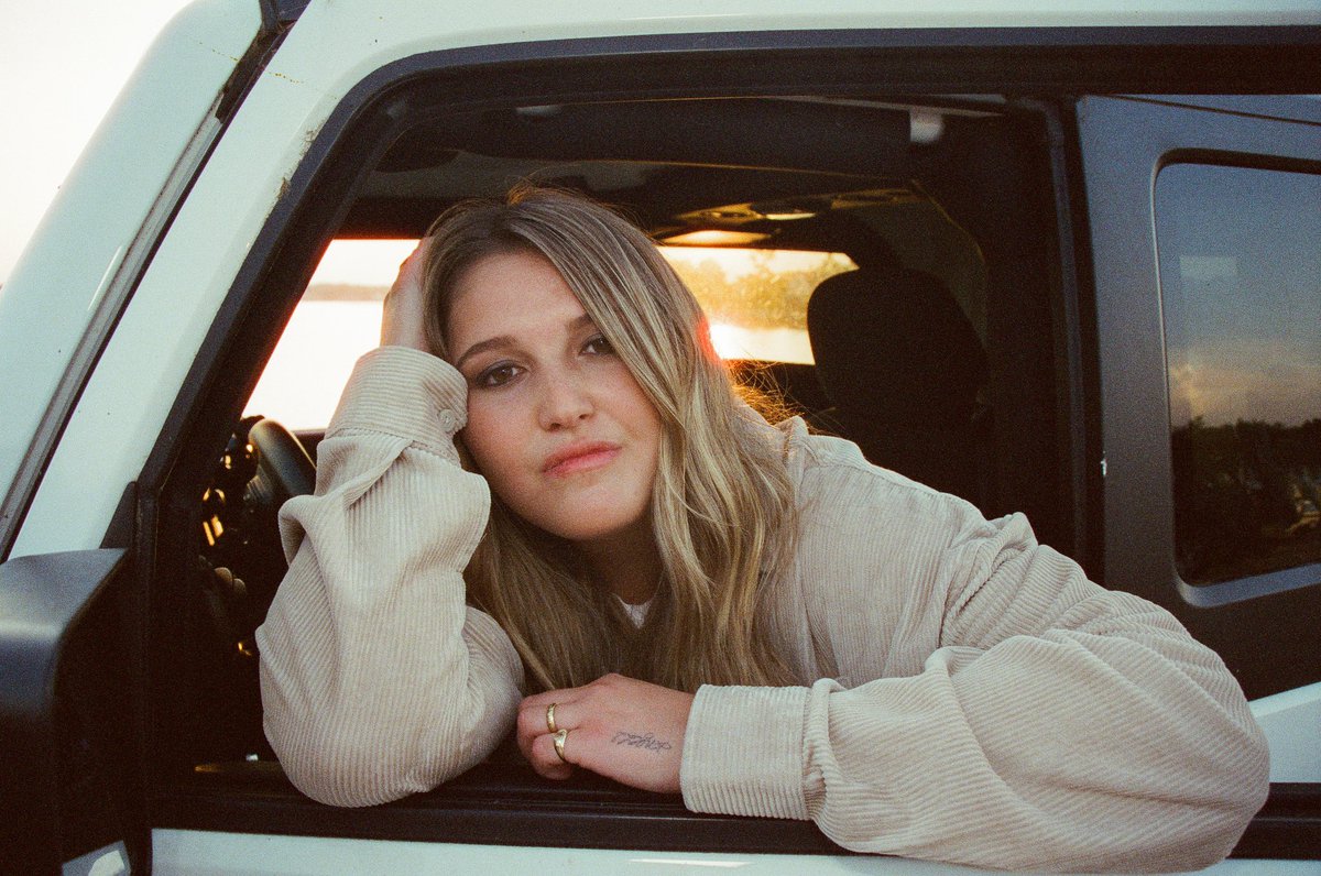 chelseacutler's tweet photo. first solo music in a year and a half ON FRIDAY https://t.co/RqIgGr0yiR