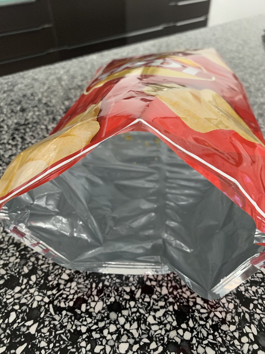 Stel_tm's tweet image. Oeps🤭
Familiezak. 20 minuten. 
#zout #vet #kooldraadjes
#vreetbui
#hormonen