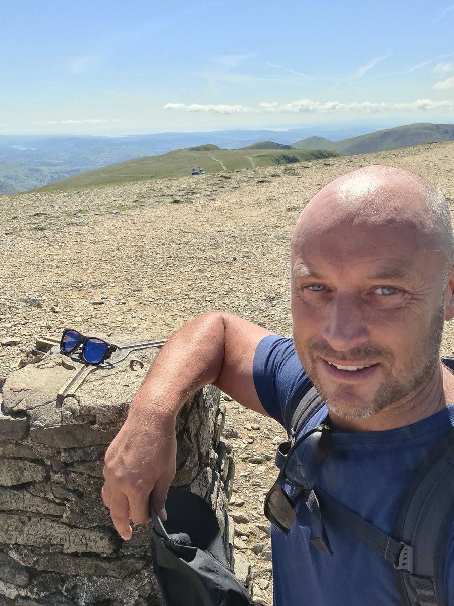 Paul23106948's tweet photo. Climbed Hellvelyn in 24°c which was challenging. But the views are breathtaking #hellvellyn #LakeDistrict https://t.co/RzQC7xpxtc