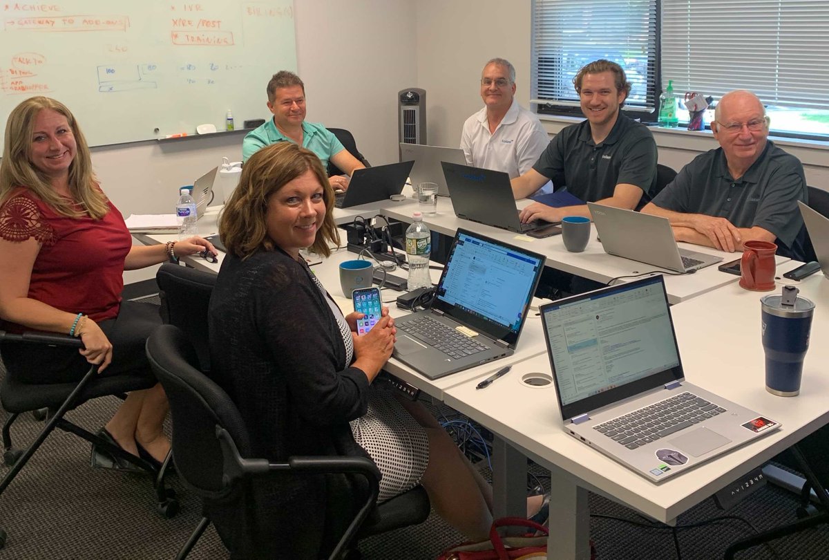 Ecolane's tweet image. Our sales team together again at Wayne headquarters. Let&apos;s get it done in 2021! #sales #transittechnologies #transportationindustry #teamwork #SaaS #software