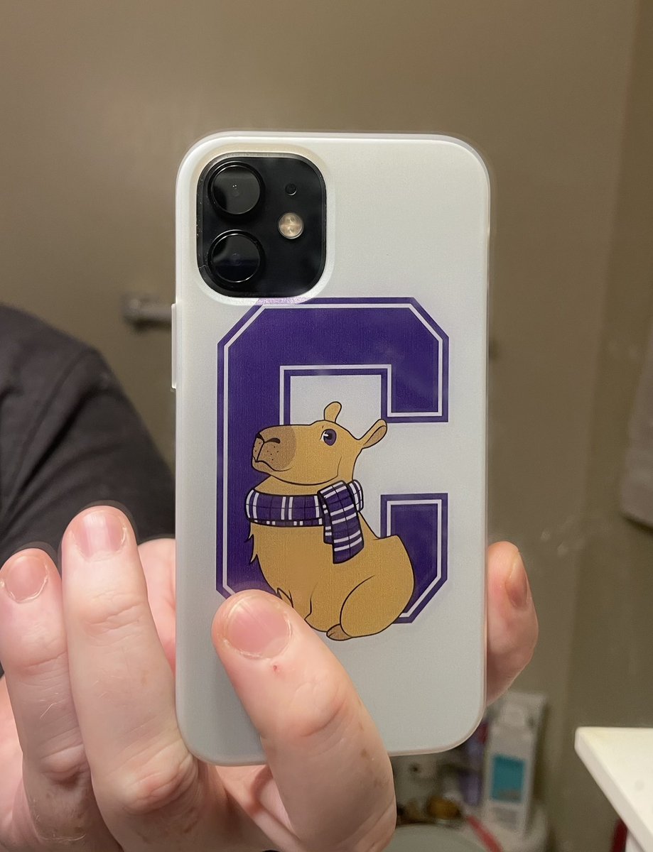 CUCapybaras's tweet photo. All the cool kids have the capybara phone case #capfam #cbuscapybaras #columbuscapybaras https://t.co/nbG6AssLf8