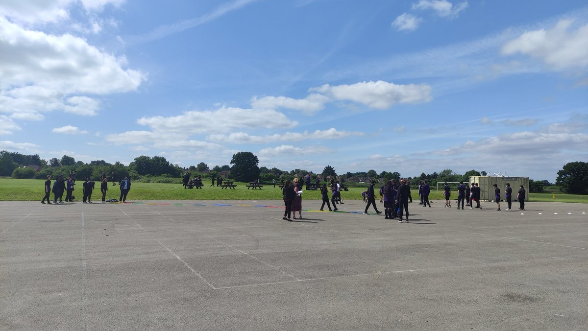 Miss Mills tweet media