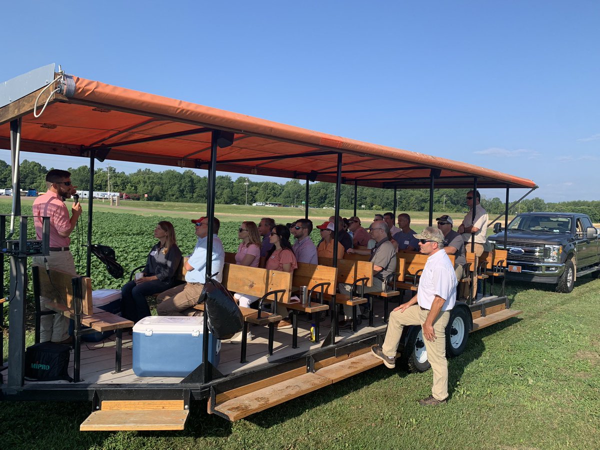bdsims58's tweet photo. Tennessee Cotton Support Committee touting and receiving research and Extension project updates from  UT faculty, funded by Cotton, Inc. @UTIAg  @utextension @UTAgResearch @BugStewart @CottonInc #cotton https://t.co/Emv7fLWPtL