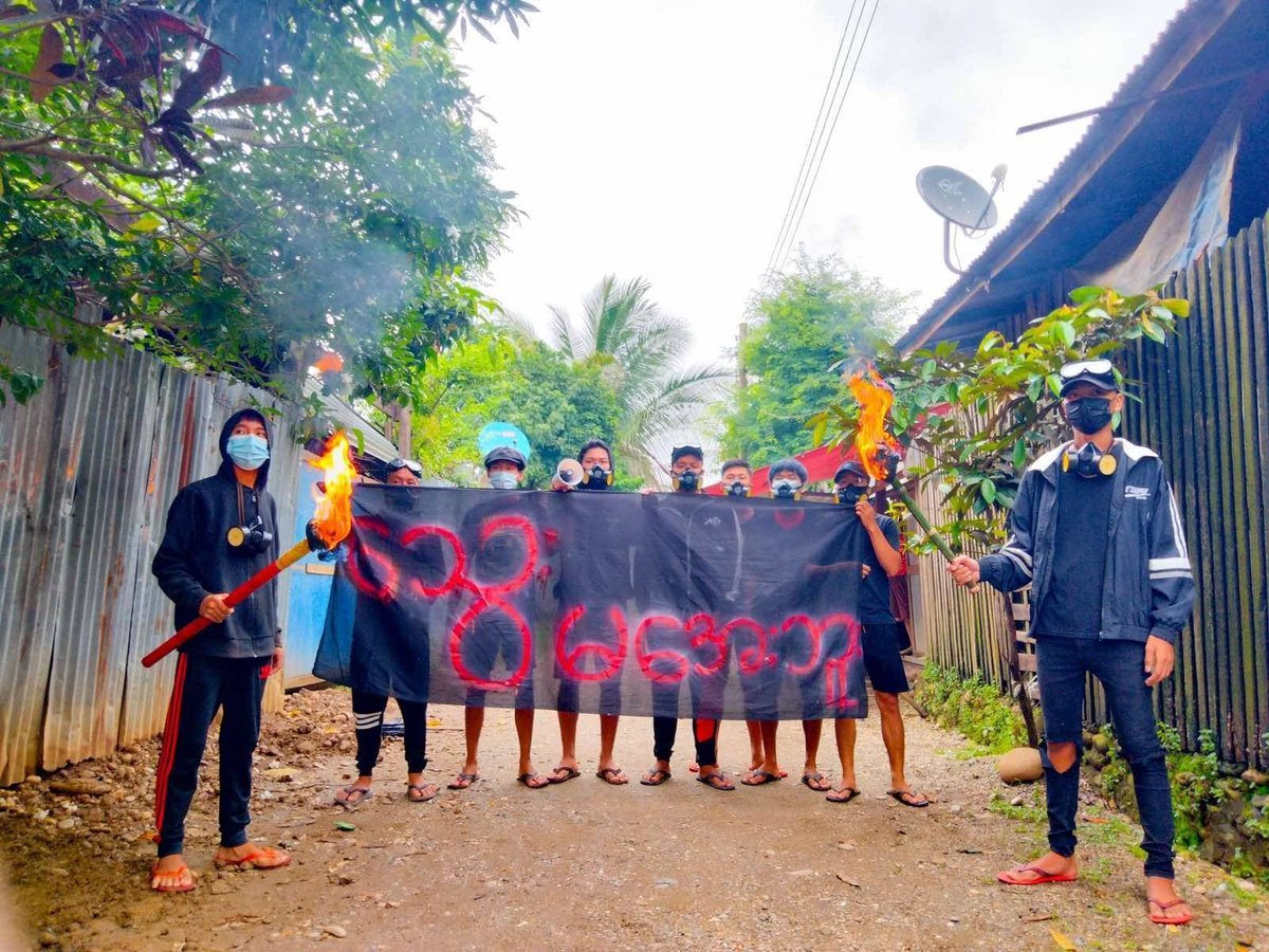 Youths in Tamakhan Myothit, Kachin, continued to demonstrate against Myanmar's military dictatorship this afternoon (Jul 14). 

Photos: CJ

#WhatsHappeningInMyanmar