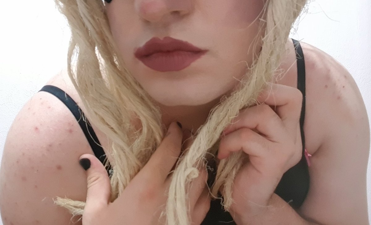 İhtiyacım olan şey sevgi❤ve ilgi. Bunu bana verebilecek herkese kapım açık😏.💚💚 <a href="/GayTurkPlatform/">GayTürkPlatform🥇🇹🇷🏳️‍🌈</a>