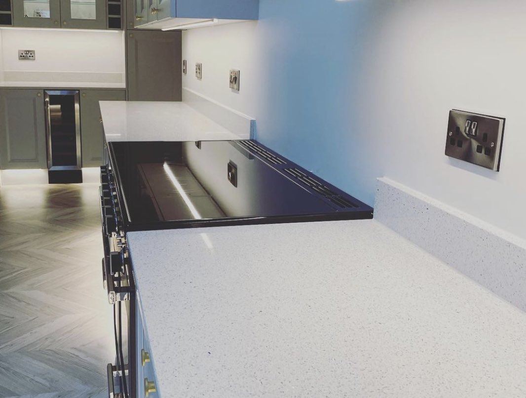 ablectrics's tweet photo. Click deco stainless steel sockets. Next day on-site free delivery. Bulk buy trade bundle offer 25 at £220 or 50 at £415 inc VAT https://t.co/XMMSE47eHL #clicksockets #clickdeco #scolmore https://t.co/z9J5n1yRQY