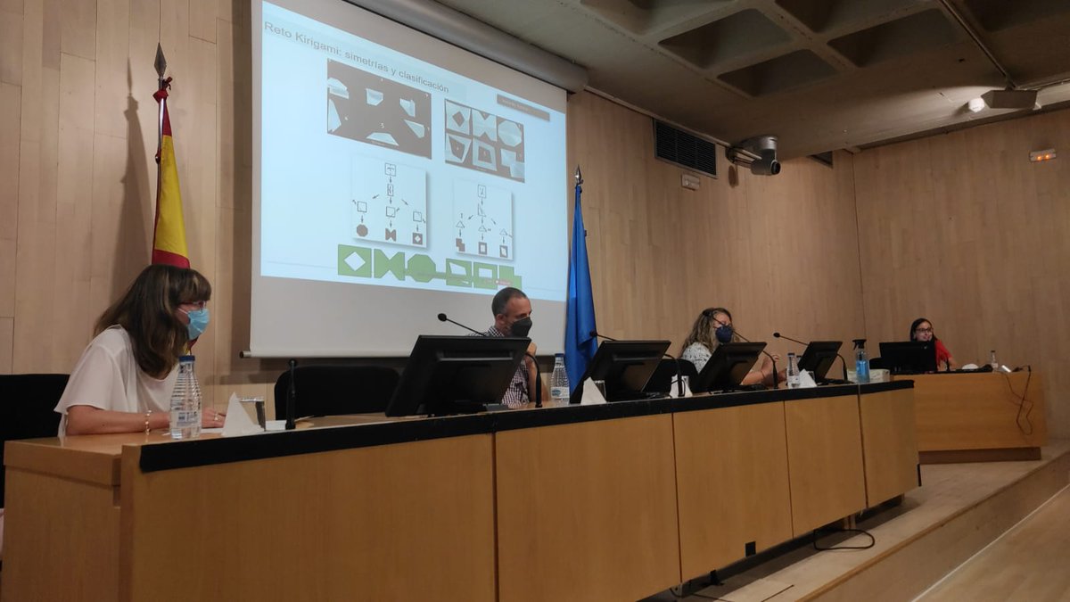 AidaInma's tweet photo. A nadar se aprende nadando. Y las matemáticas de aprenden haciendo matemáticas.
Muy contenta de haber participado en las III Jornadas de Matemáticas y Big Data https://t.co/fDq8lliV5D