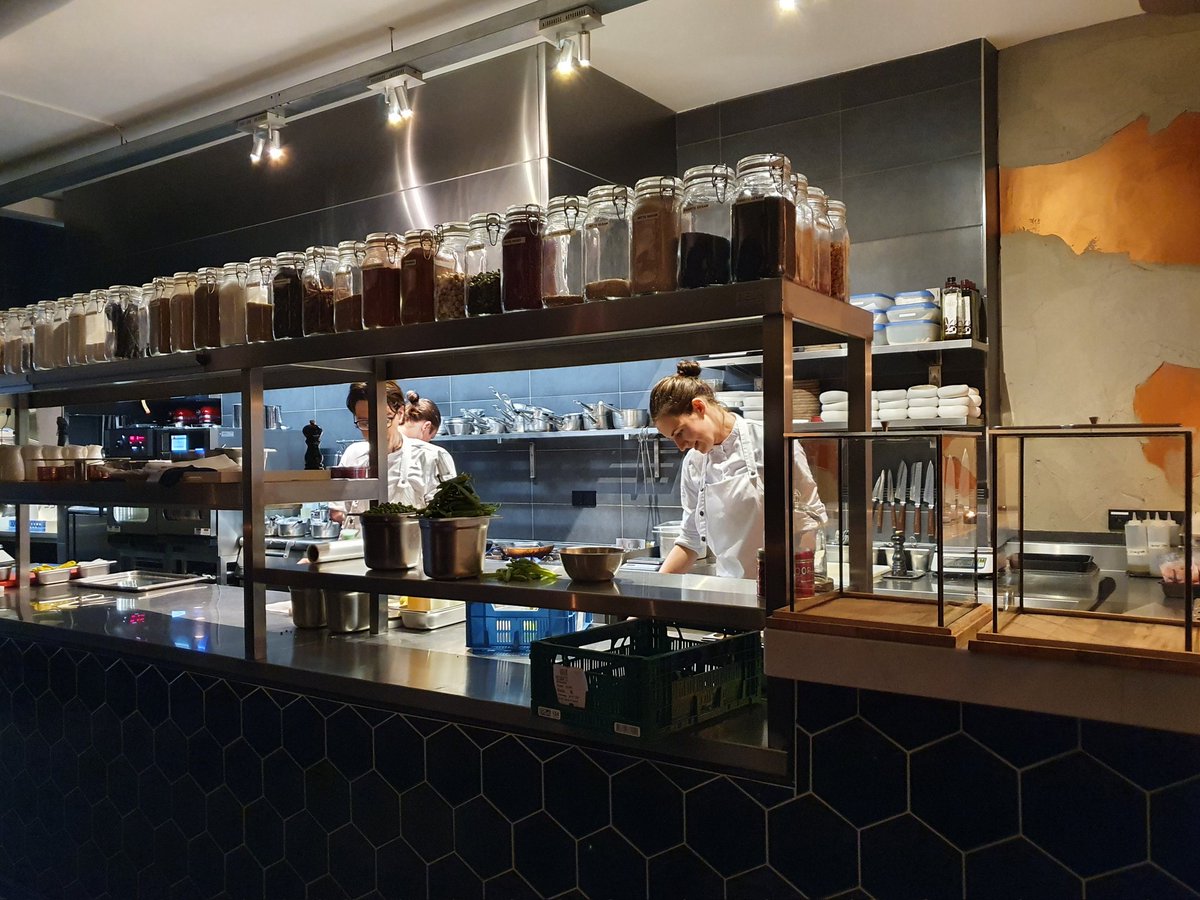 60. We zijn nu 14-7-21 in <a href="/restaurant273/">Restaurant273</a> van <a href="/TommydenHartog/">Tommy den Hartog</a>. Op basis van de tip x.com/AstridsTaste/s… van <a href="/AstridsTaste/">Astrid Schreuders 🍷🍽</a>. ... 1/x #VakantieInNL