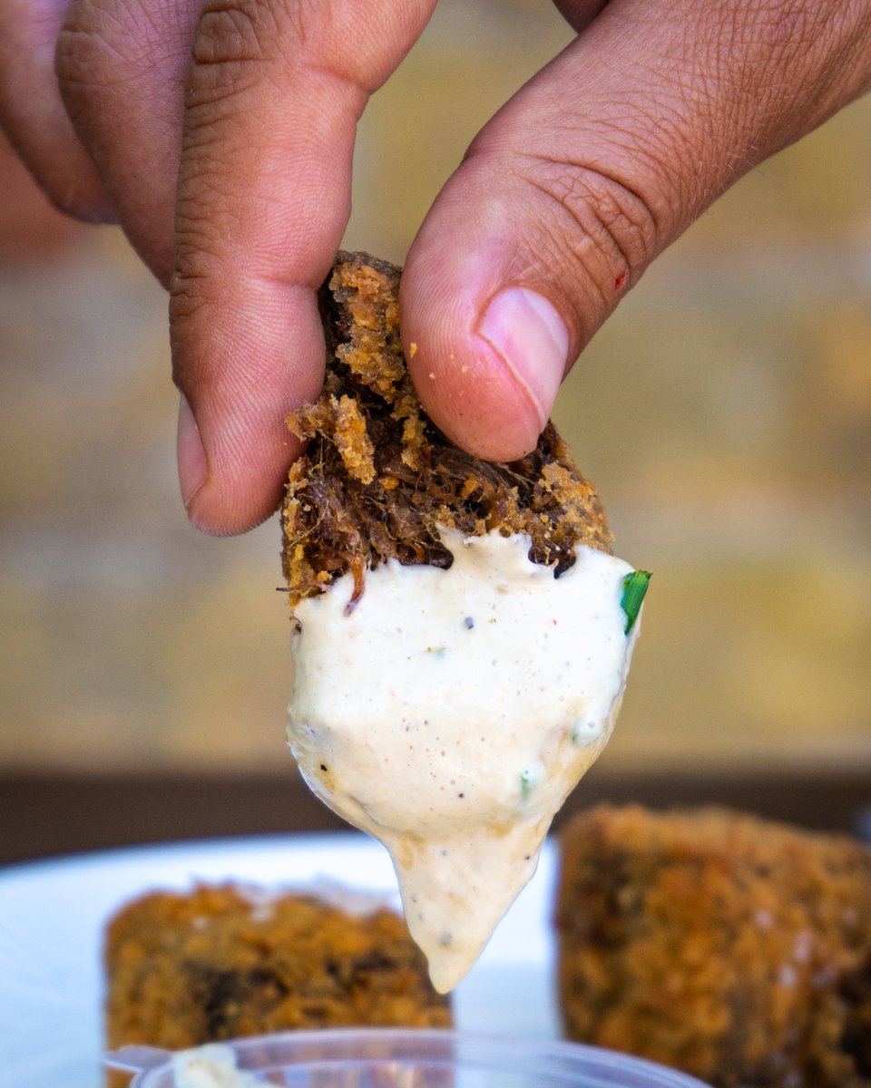 Beef Shin Nuggets + Shallot Mayo =❤

Open Tomorrow as usual from 5pm 
Kingspark, New Malden

.
.
.
.
•
•
#asado #upinmygrill #beefshinnuggets #bbq #britishmeat