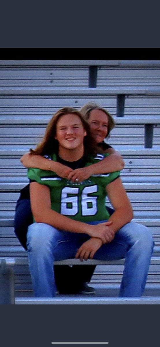 RussHeidiSLC's tweet photo. Happy Birthday to Hendrix Warrior 2021 @dylansides66 #64, out of Caddo Mills HS (TX)‼️‼️‼️Make it a great day🎂🎉🎁💪@FoxUnleash https://t.co/BVf0dHxFti
