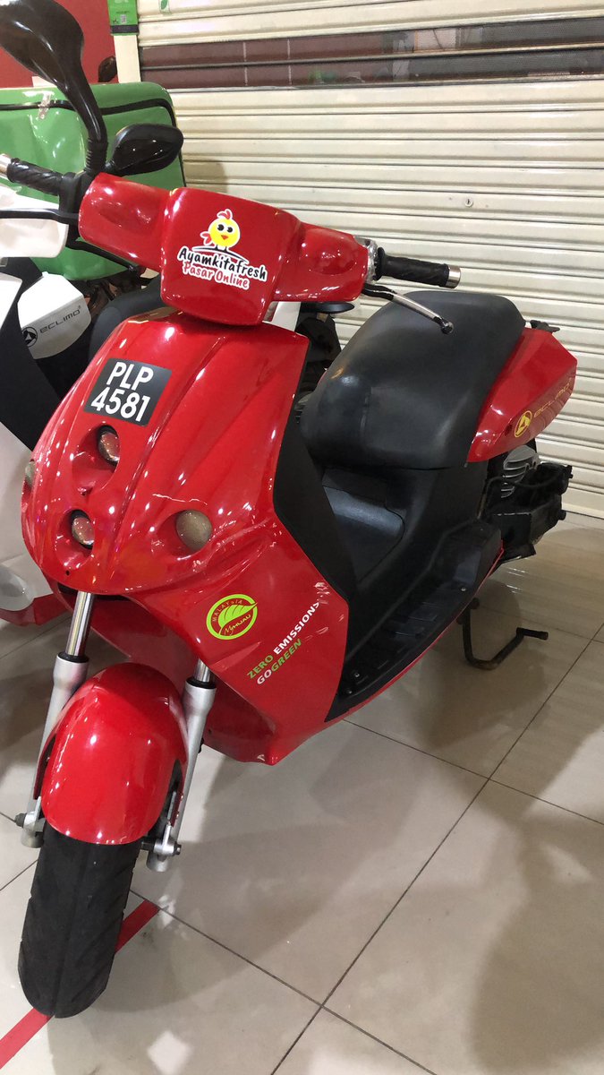 eclimoEV's tweet photo. All technical work scope are done in-house. This unit is back to workshop for repairs. Another unit was swapped to client location so that there is no disruption to their business
That is one key advantage of our #SubscriptionPlan
#SubscribeNOW and #GoEcoNOW https://t.co/4R2dtLkWLS