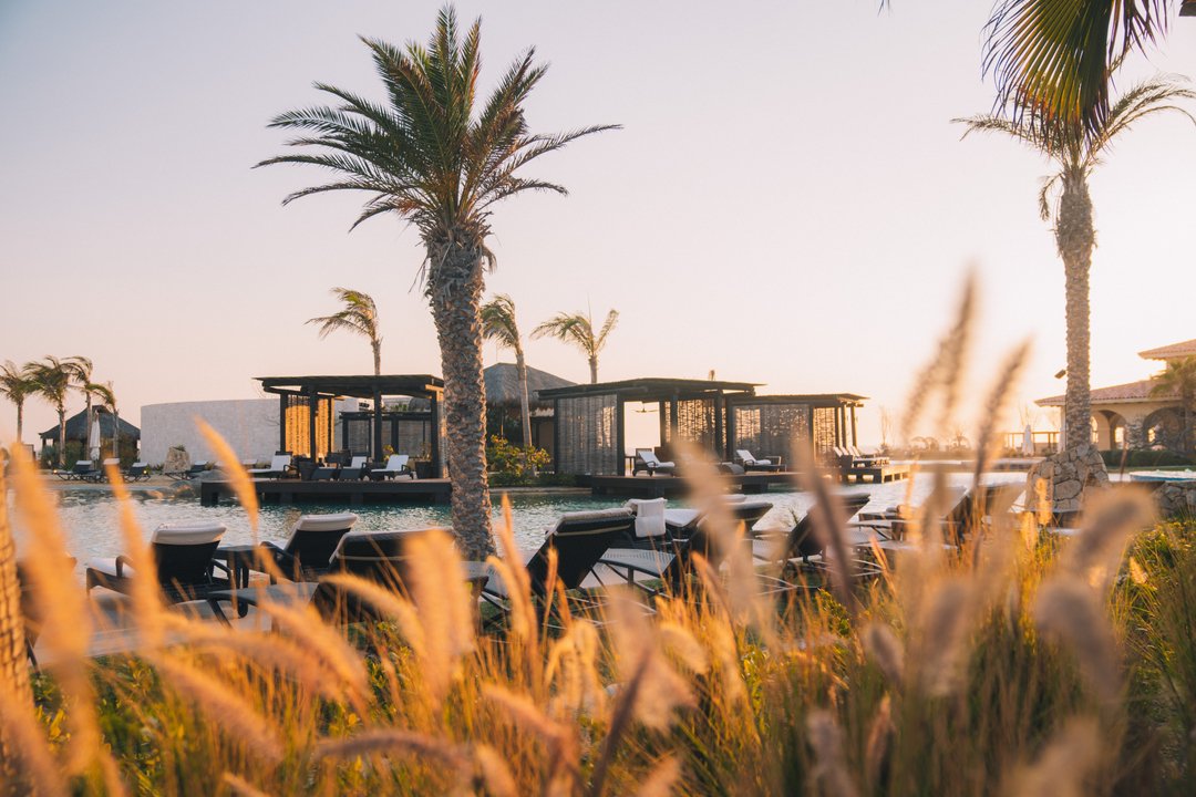 ranchosanlucas's tweet photo. Let's wander where the WiFi is weak and the sun is strong. #makeitfulltime
Photo by: Eric Rubens
#luxuryresort
#resortlife
#beachresorts
#grandsolmarranchosanlucas
#vacationmode https://t.co/YQh07g7oUR