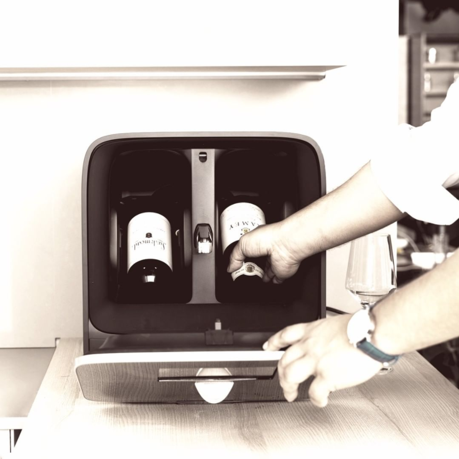 Wine served effortlessly at the perfect temperature with each pour. That’s the beauty of Plum! The system will scan the bottle once it’s loaded, selecting the serving temperature that the winemaker intended so you get the best flavor with each glass.