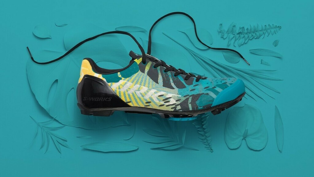 🚨DROPPING🚨Take a ride on the wild side with the new S-Works Recon Lace.

Snag a pair for yourself → Link In Bio

#iamspecialized #SWorksRecon #cyclingshoes instagr.am/p/CRUEda2r_XV/