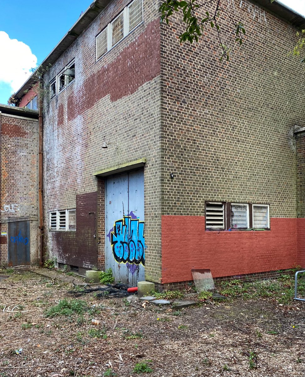 EastFinchleyN2's tweet photo. A proposal has been put forward for a mixed commercial and residential development on the site of the old East Finchley sub station.
There will be two webinars taking place on 14 and 15 July, from 7-8.30pm. Visit https://t.co/eas2gANgGJ to register. 
Photos: @jon_cooper75 
1/2 https://t.co/BsVpvVR29F