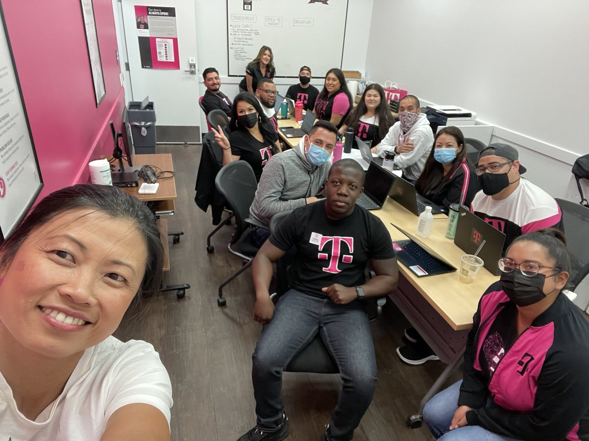 First in person meeting with my new COR BASE leaders! I am super excited to work with these talented and dedicated leaders! #turnupthebase #Bamily <a href="/AdrianVanHooser/">Adrian Van Hooser</a>