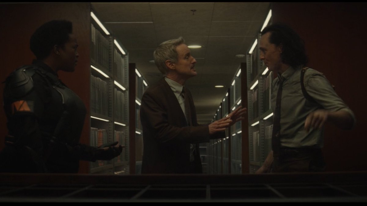 MobiusComfort's tweet photo. // loki spoilers
.
.
.
.
.
mobius' first reaction whenever he sees someone hurt or in distress, is always to try and comfort them, whether he knows what to do or not, whether he knows them or not https://t.co/mF3uEg5Snp