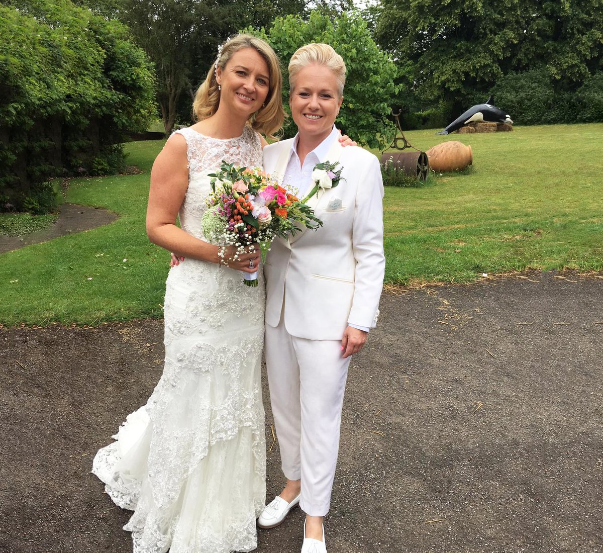 OrhanLondon's tweet photo. Simply stunning - an ivory wool tuxedo, finished with silk satin details. #OrhanLondonTailoring #Pride #LGBT #LesbianWedding #LoveIsLove #London #Tailor https://t.co/mYCbgXz6dt