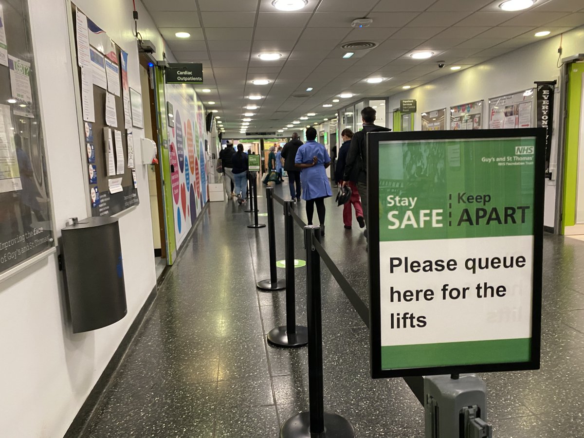 Despite lockdown lifting on 19 July, all current safety measures will remain in place on our sites until further notice. This includes wearing a mask and following social distancing guidelines. 

Please help us to keep all of our patients and staff safe bit.ly/StayingSafeGSTT