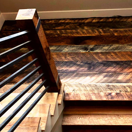 AshnerConstruct's tweet photo. A unique flooring choice is rough sawn reclaimed lumber. We work with our homeowners to customize stains and use varying materials to help them realize their vision for their homes. #AshnerConstruction #overlandparkbuilder #customhomebuilder  #luxury #dreamhome #reclaimedbarnwood https://t.co/fcKdEBJbIV
