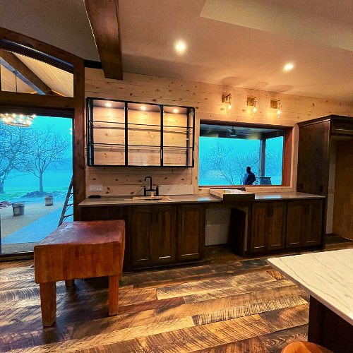 AshnerConstruct's tweet photo. A unique flooring choice is rough sawn reclaimed lumber. We work with our homeowners to customize stains and use varying materials to help them realize their vision for their homes. #AshnerConstruction #overlandparkbuilder #customhomebuilder  #luxury #dreamhome #reclaimedbarnwood https://t.co/fcKdEBJbIV
