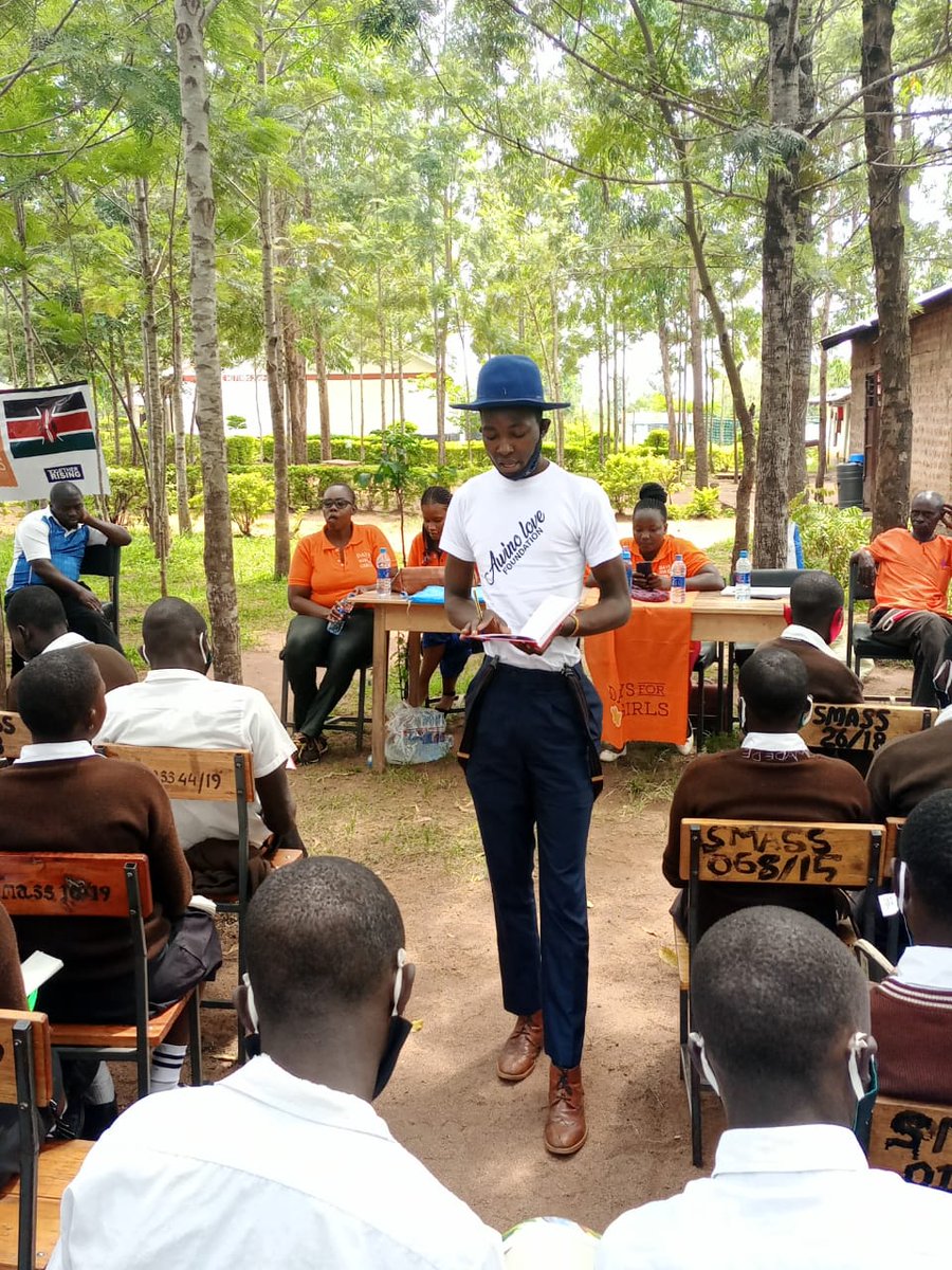 muatseh_'s tweet photo. Today's power packed activity at St. Michael's Apatit Secondary Teso South had @DaysForGirls @AwinoFoundation @PhoenixSupport4  , Anonymous Hope Initiative and @NGAAF_KE , Office of the Women Rep. @florence_mutua
The generation of #MenWhoKnow continues to grow. 
 #FormNiKuMentor https://t.co/dCBm3OCbfu