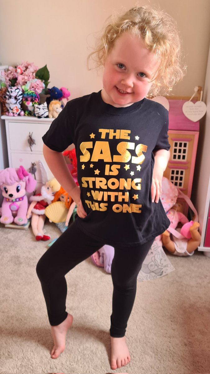 MagicLottie's tweet photo. The sass really is strong with this one 🤣😂xx https://t.co/yKiE2GoJjc