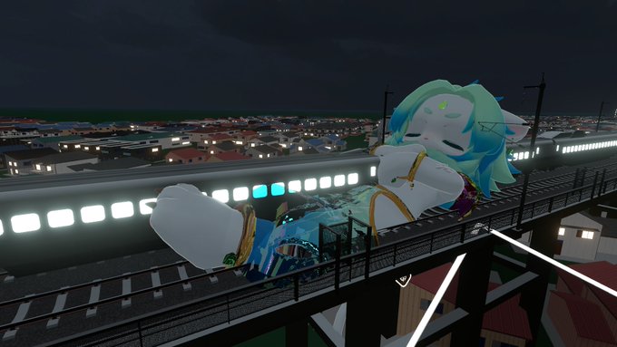 #おうつちのVRC日記
ジオラマの上で寝ちゃう猫かな
むさららさんが新しい子買ってた!顔が良い～～～
ここはわしの縄張りやぞ
でっけ～～～ 