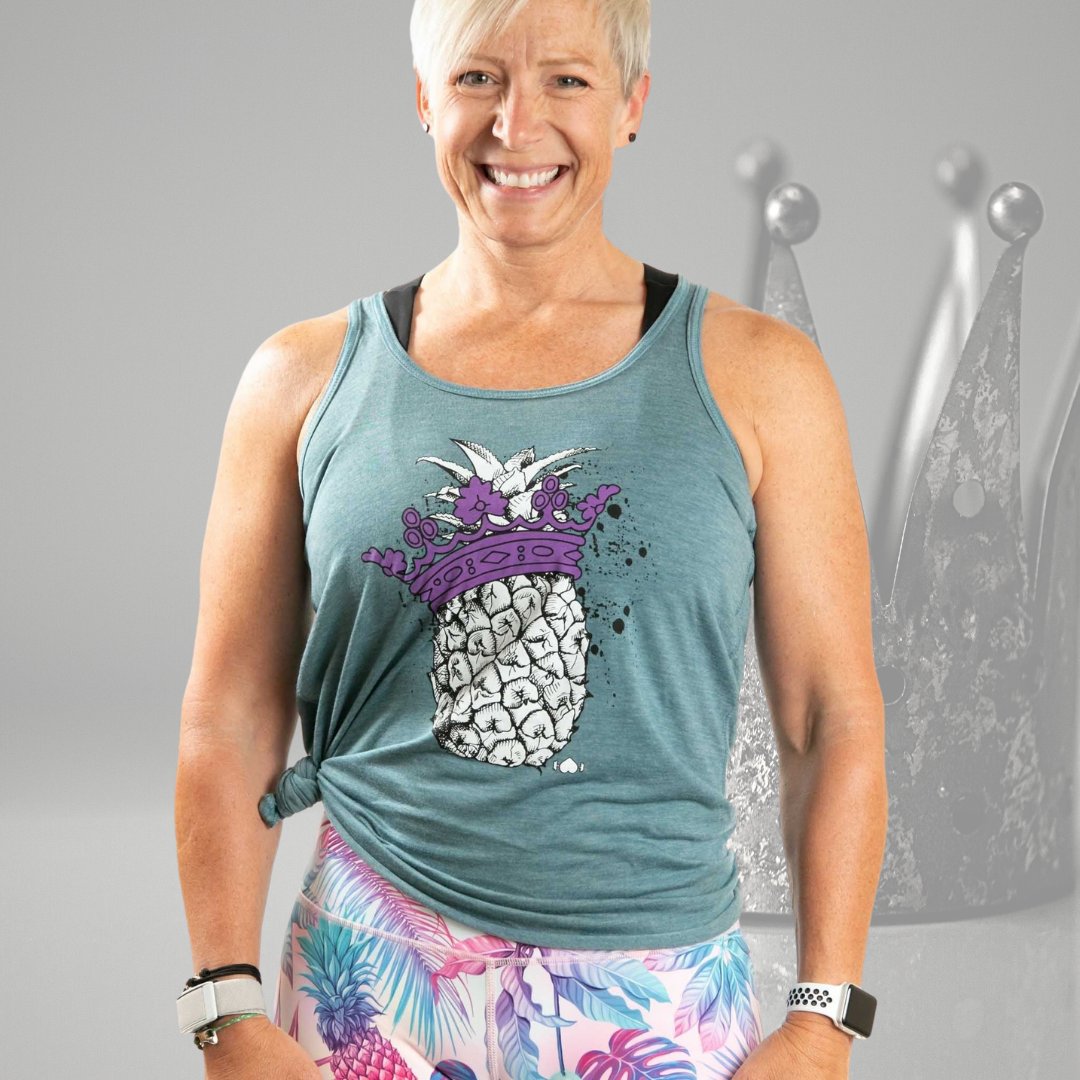 WodBottom's tweet image. Sweet, sassy, spikey, and deserving of a crown. 👑
​ 
​No, we're not talking about the pineapple, you fineapple 😉. 

Carve up a great workout, and feel like royalty everyday in this fun and funky modest crop tank. 🍍 👑