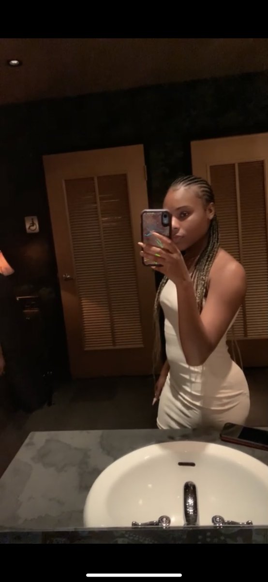 KeeJLA's tweet photo. #WhosWhoAtUSCU
-it’s Keyonia 💅🏽 -Criminal Justice major -Sophomore ‘24 Young & turnt 😛, looking for new fransss 😚 #USCU #USCU24 #USCU25 https://t.co/HlpyQoKx6h