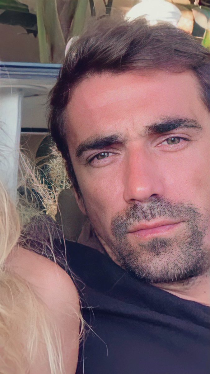lomogrande13's tweet photo. Increíblemente guapo.....İbrahimÇelikkol 
#İbrahimÇelikkol https://t.co/Vyg1T4wgD8